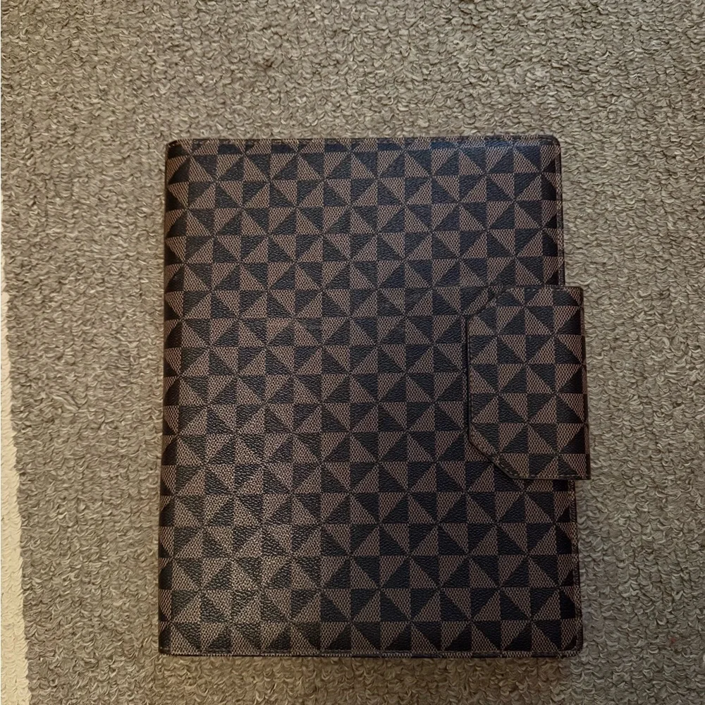 Geometric Patterned Brown Portfolio
